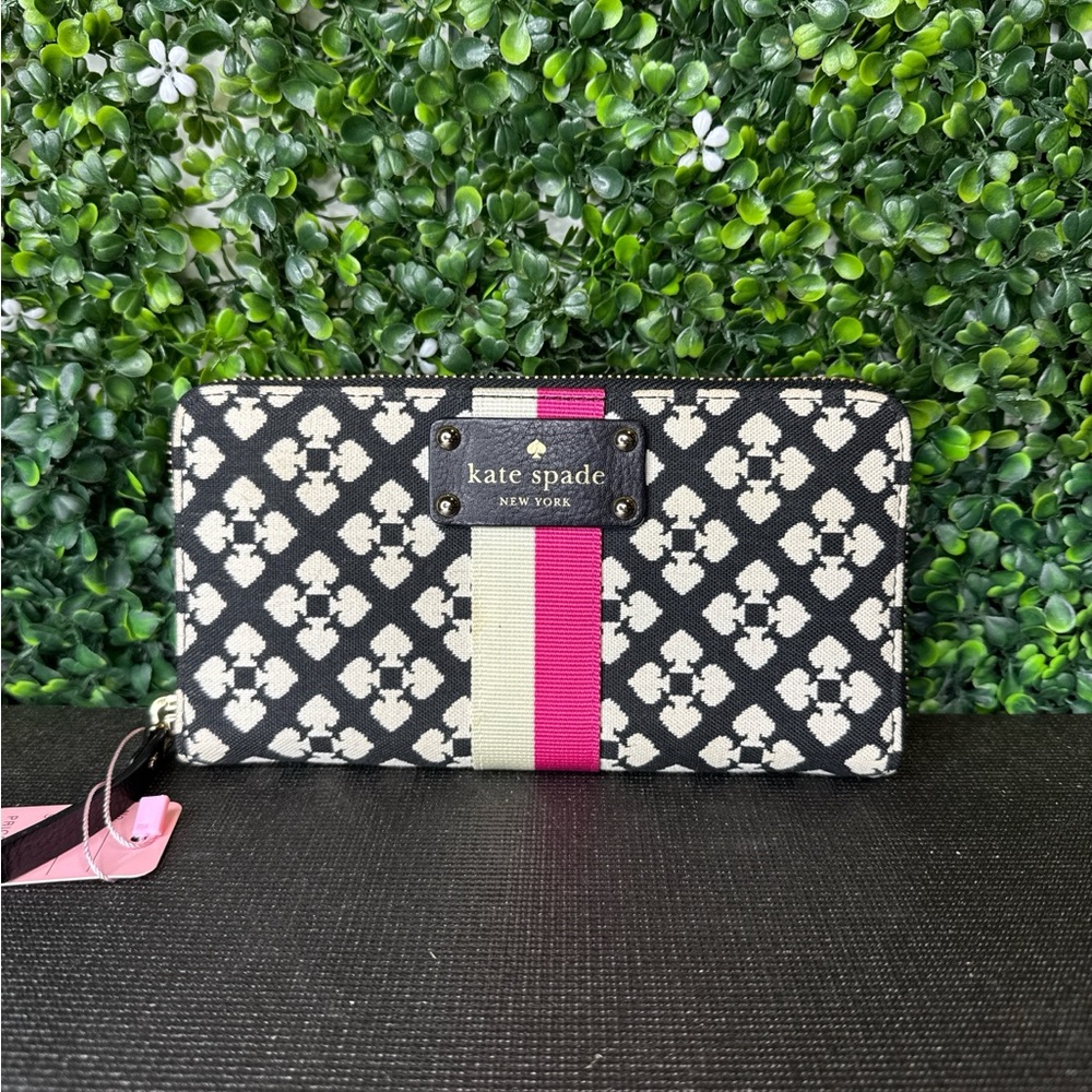 Kate Spade Black and Pink Wallet